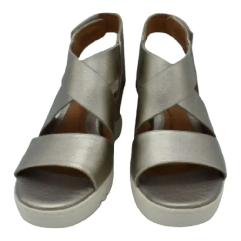 Sofft Womens Size 10 Uxley Grey Gold Metallic Leather‎ Wedge Sandals Shoes New